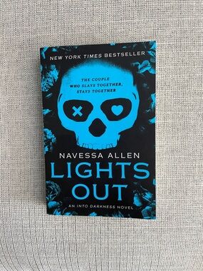 Lights Out • Navessa Allen Paperback Book